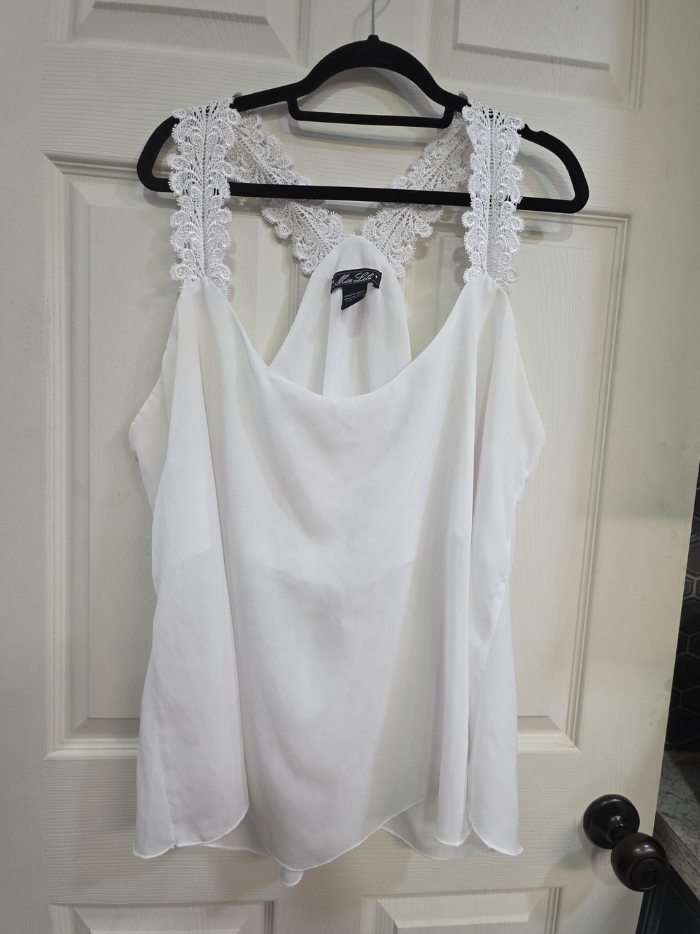 White Lace-Trim Camisole Tank Top Sleeveless Blouse